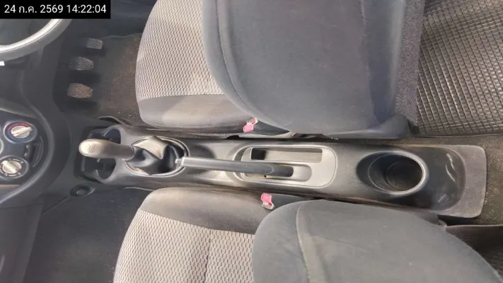 2015 Nissan March – 9