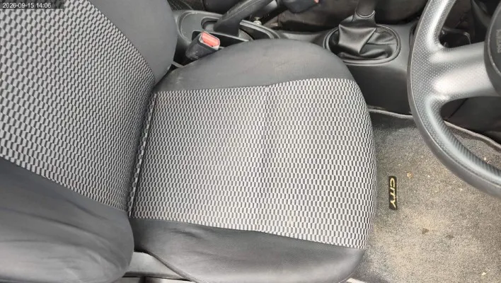 2015 Nissan March – 11