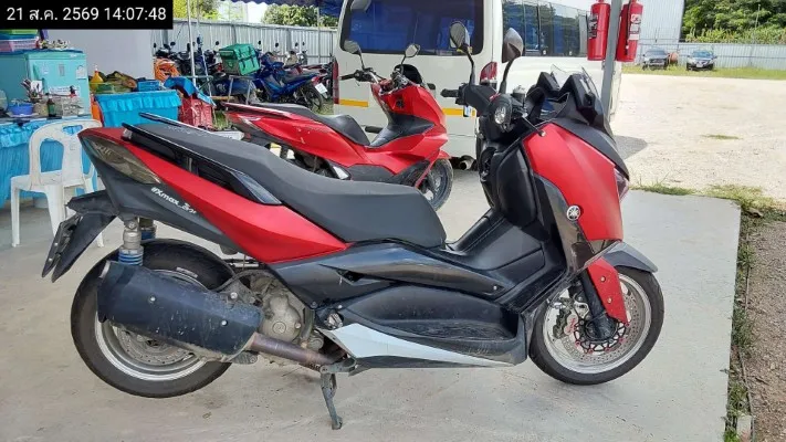 2020 Yamaha X-Max – 2