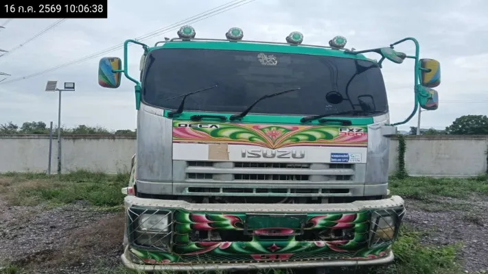 2016 Isuzu FXZ360 – 1