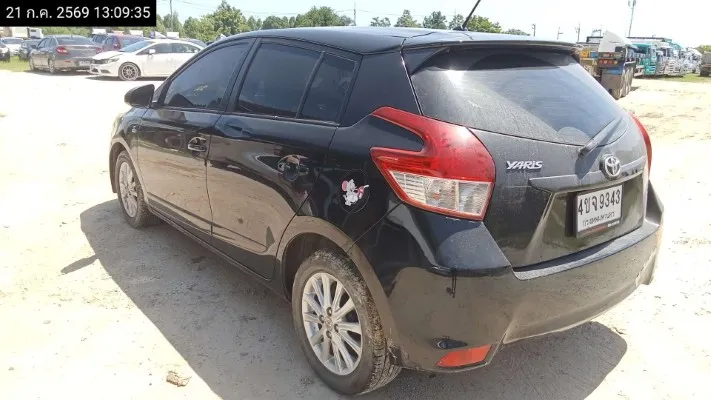 2015 Toyota Yaris – 6