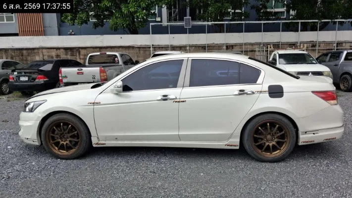 2008 Honda Accord – 7