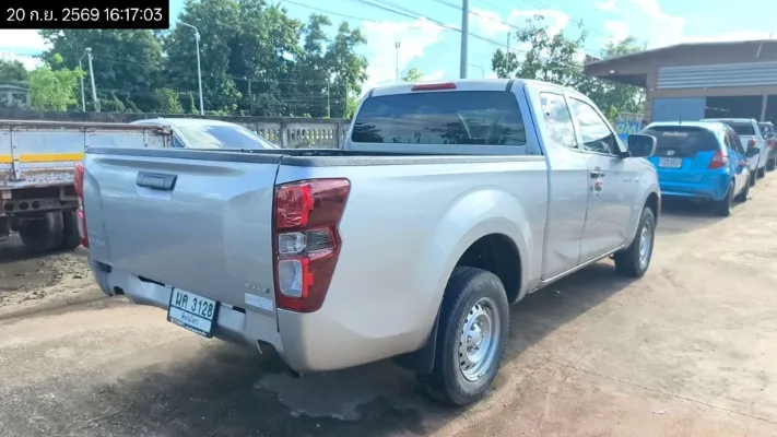 2022 Isuzu D-Max – 5