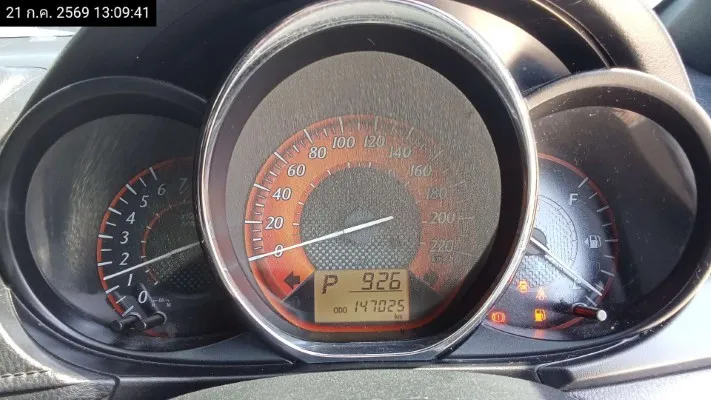 2015 Toyota Yaris – 12
