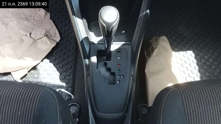 2015 Toyota Yaris – 9
