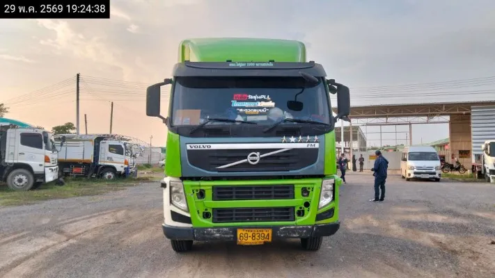 2013 Volvo รถบรรทุก – 1