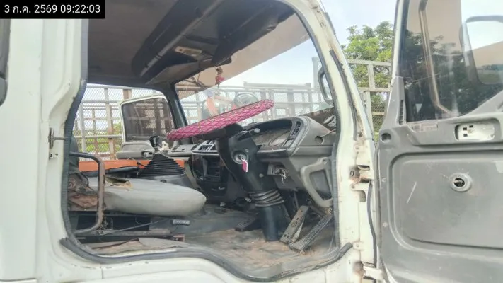 2004 Isuzu รถบรรทุก – 9