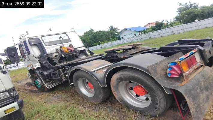 2004 Isuzu รถบรรทุก – 8