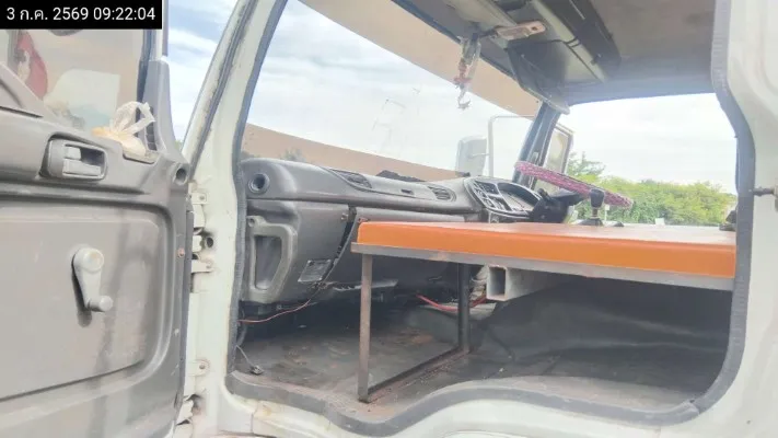 2004 Isuzu รถบรรทุก – 10