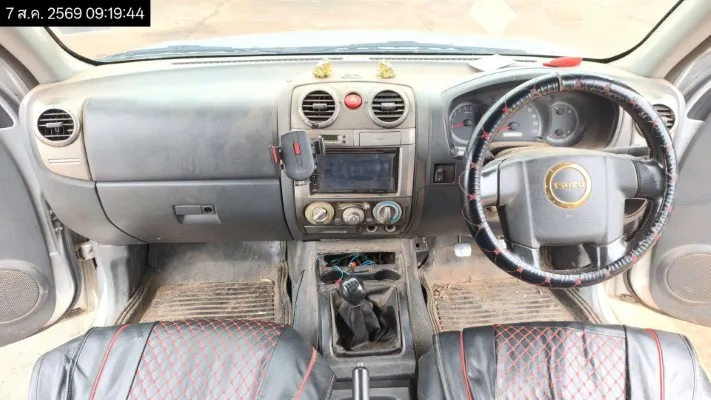 2008 Isuzu D-Max – 7