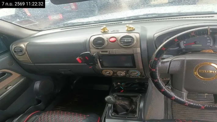 2008 Isuzu D-Max – 10