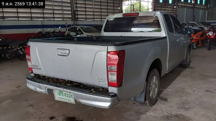 2014 Isuzu D-Max – 5