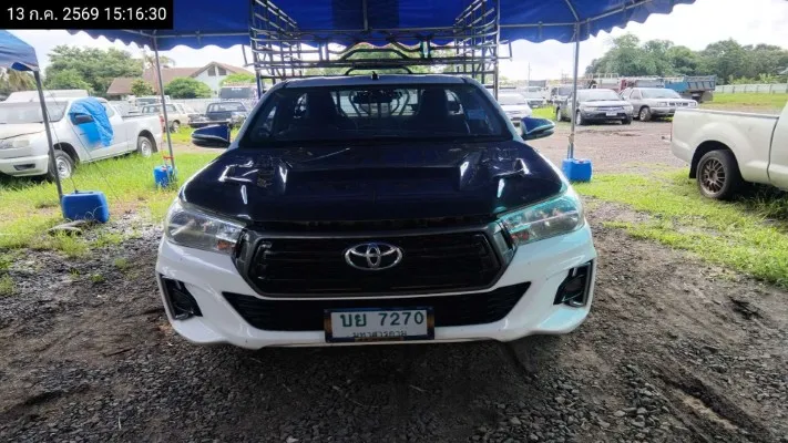 2017 Toyota Hilux Revo – 1