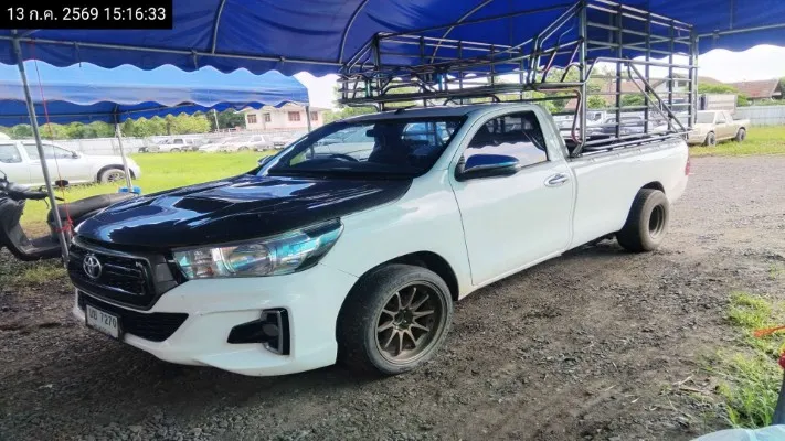2017 Toyota Hilux Revo – 2