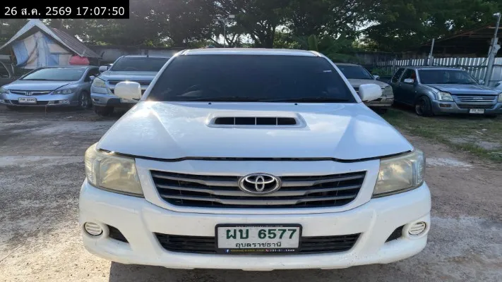 2014 Toyota Hilux Vigo – 1
