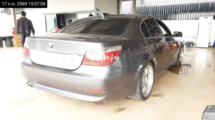 2004 BMW 5 Series – 5