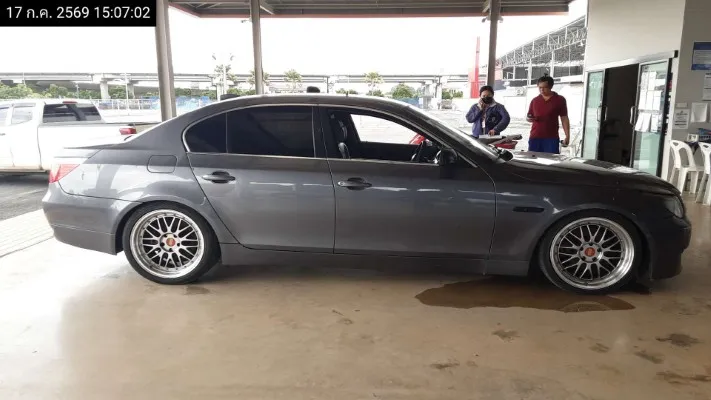 2004 BMW 5 Series – 8