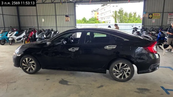 2016 Honda Civic – 7