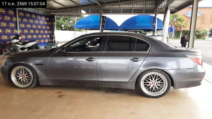 2004 BMW 5 Series – 7
