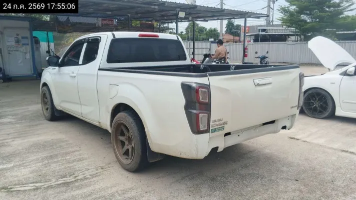 2022 Isuzu D-Max – 6