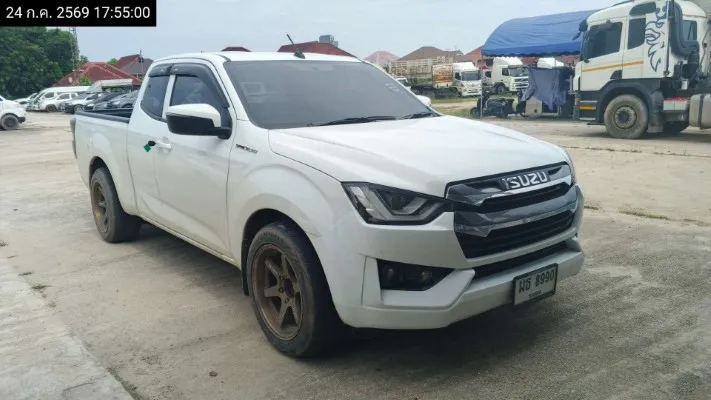 2022 Isuzu D-Max – 3