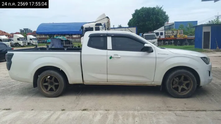 2022 Isuzu D-Max – 8