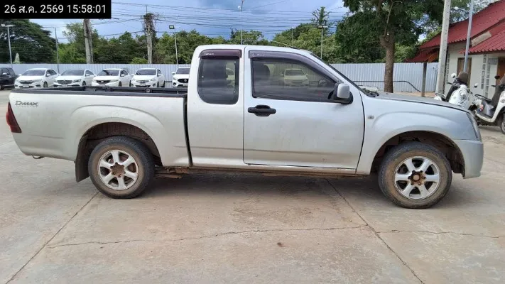 2011 Isuzu D-Max – 8
