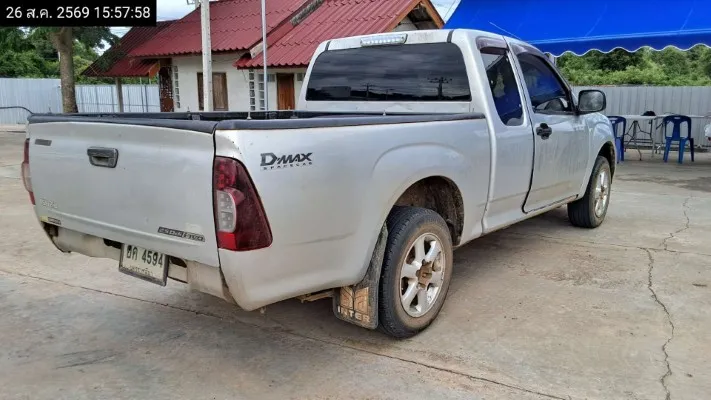 2011 Isuzu D-Max – 5