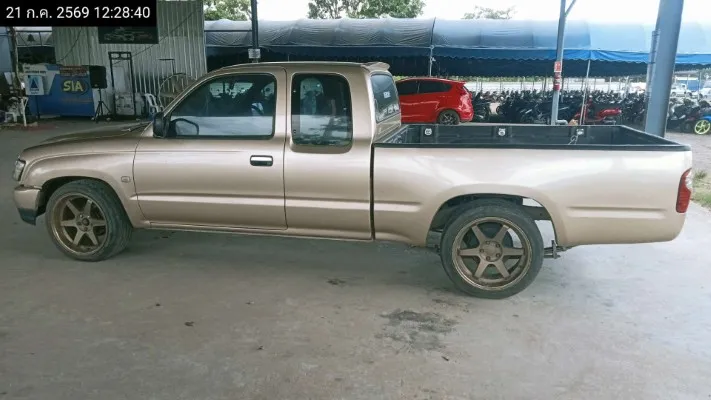 2003 Toyota Hilux Tiger – 7