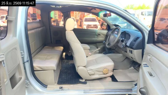 2010 Toyota Hilux Vigo – 11