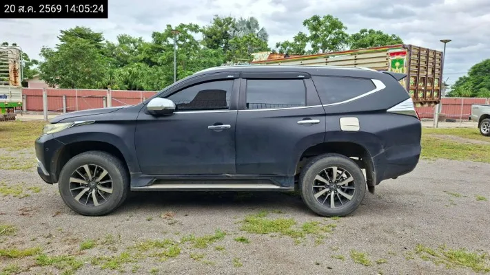 2017 Mitsubishi Pajero Sport – 7