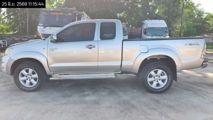 2010 Toyota Hilux Vigo – 7