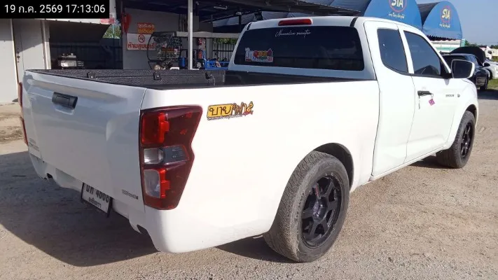 2020 Isuzu D-Max – 5