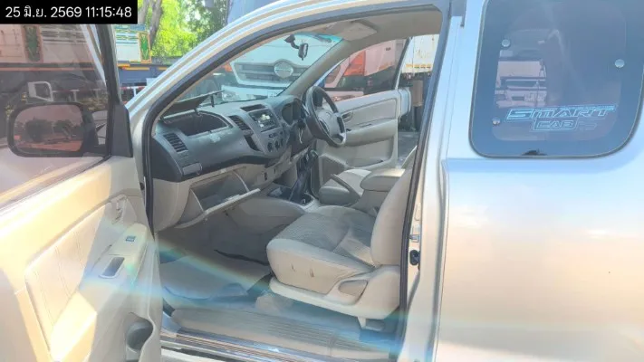 2010 Toyota Hilux Vigo – 12